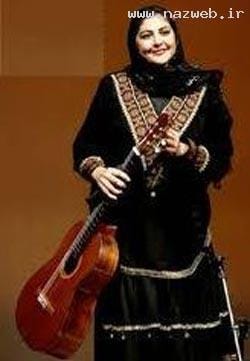 اولین زن ایرانی دارنده دکترای گیتار در دنیا (عکس)