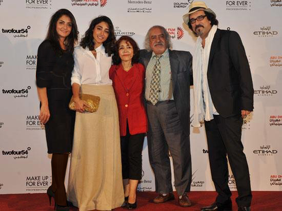  گلشیفته فراهانی در کنار پدر و مادرش