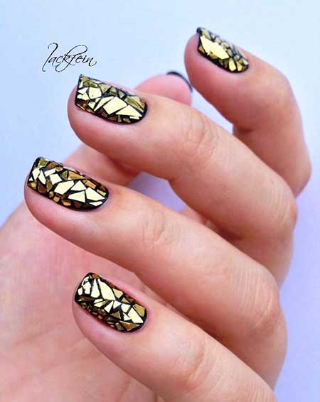 طراحی و آرایش ناخن مشکی و طلایی، آرایش ناخن جذاب مدلهای جدید و زیبای ناخن