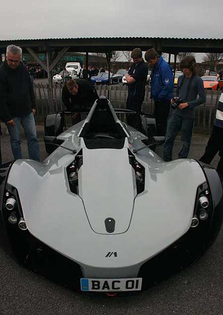 پرشتاب‌ترین خودروهای مجاز در جاده ها + تصاویر