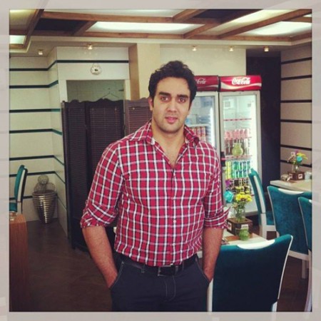 pooria-poor-sorkh-amazing-ir-10