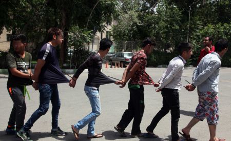 تصاویری از بدن خط خطی اراذل و جاهلین تهران تصاویری از بدن خط خطی اراذل و جاهلین تهران