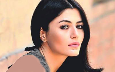 بازیگران سریال برگ ریزان،تصاویر دنیز چاکیر سریال برگ ریزان,بازیگران سریال سریال برگ ریزان