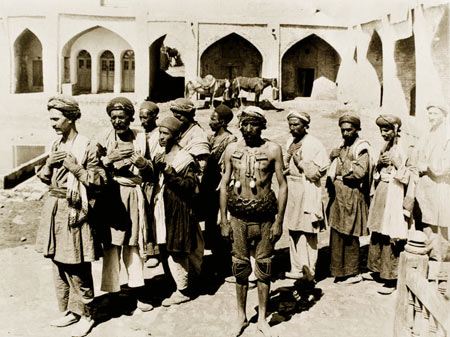 تصاویر مراسم‌های عزاداری محرم, آیین‌های عزاداری محرم در عصر قاجار