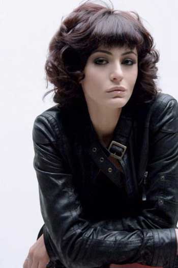 عکس های زیبا از بازیگر نقش شاه سلطان و عفت دنیز چاکیر