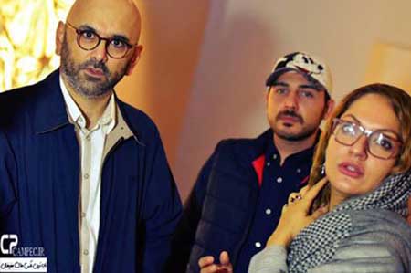 مهناز افشار، طناز طباطبایی و سحر دولت شاهی در یک گالری