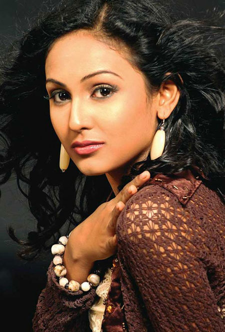 نیکات بازیگر سریال قبول می کنم عکس های نیکات بازیگر سریال قبول می کنم