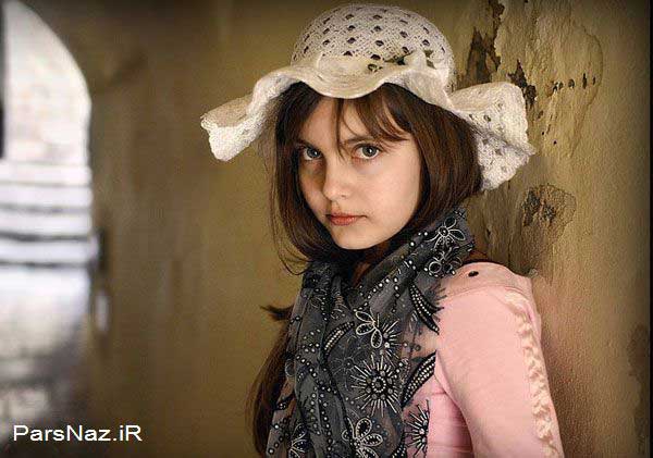 عکس های دختری که دارای رکورد زیباترین دختر جهان است