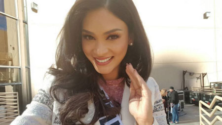 ابراز عشق دختر شایسته 2015 دنیا به فوتبالیست ایرانی +عکس