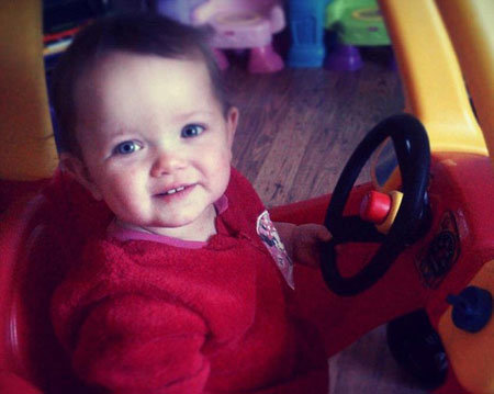 مرگ دختر بچه زیبا بخاطر تجاوز جنسی پدرش +عکس مرگ دختر بچه زیبا بخاطر تجاوز جنسی پدرش +عکس