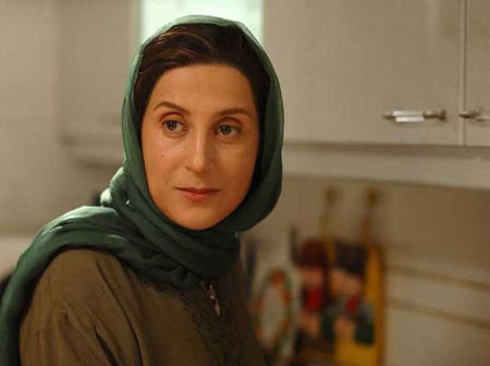 جزئیات حمله و فحاشی به فاطمه معتمد آریا در کاشان و واکنش وی+عکس