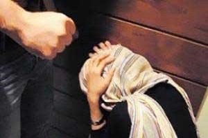 خانم دکتر روانشناس در مطبش از شوهرش کتک خورد خانم دکتر روانشناس در مطبش از شوهرش کتک خورد