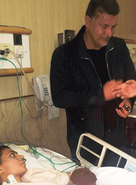 ماجرای گریه شدید علی دایی در دیدار سارا عبدالملکی +عکس