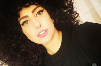 خواننده معروف لیدی گاگا و بازماندگان تجاوز جنسی