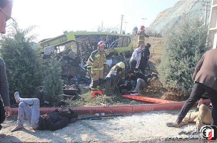 حادثه واژگونی اتوبوس مرگ + عکس ها 16+