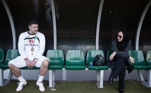 عکس های داغ و دیدنی نیکی کریمی در ماشین قلعه نویی