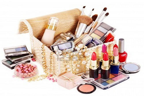 «ایرانیان خریداران میلیاردی لوازم آرایش در دنیا