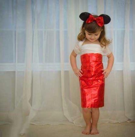 ناز و کوچولوترین دختر طراح و مانکن دنیا ! (تصاویر) ناز و کوچولوترین دختر طراح و مانکن دنیا ! (تصاویر)