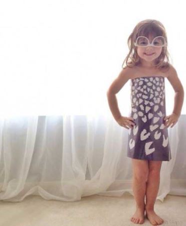 ناز و کوچولوترین دختر طراح و مانکن دنیا ! (تصاویر) ناز و کوچولوترین دختر طراح و مانکن دنیا ! (تصاویر)