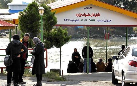 شادی سرخیل قایقران گیلانی در مرداب انزلی غرق شد (تصاویر دلخراش) شادی سرخیل قایقران گیلانی در مرداب انزلی غرق شد (تصاویر دلخراش)