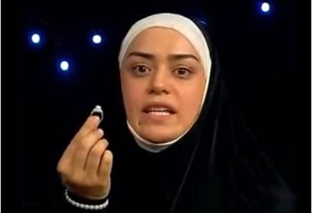 نام جدید الهام چرخنده و هدیه رهبر به او (عکس) نام جدید الهام چرخنده و هدیه رهبر به او (عکس)