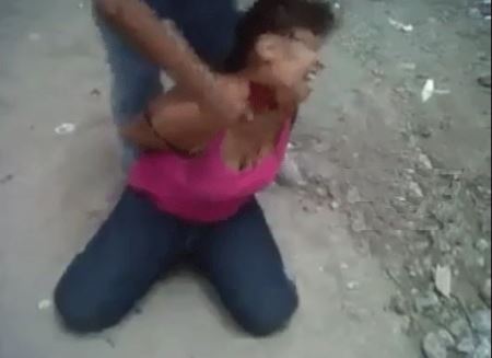 جنجال انتشار ویدئویی از سربریدن خبرنگار زن توسط داعش + تصاویر 18+ جنجال انتشار ویدئویی از سربریدن خبرنگار زن توسط داعش + تصاویر 18+