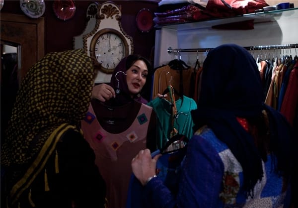 حراج لباسهای الهام حمیدی +تصاویر | WwW.KamYab.Ir harag1WwW.Kamyab.IR حراج لباسهای الهام حمیدی +تصاویر