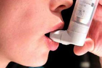 آسم و آلرژی, نرمی استخوان