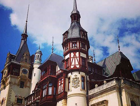 قلعه "پلس" در رومانی،زیباترین قلعه های دنیا قلعه "پلس" در رومانی,جالبترین قلعه های دنیا,زیباترین قلعه های دنیا