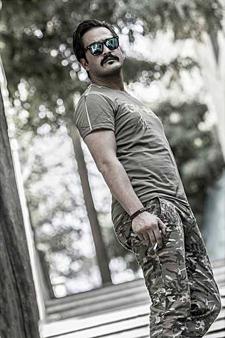 دانلود تصویر بازیگران فیلم سینمایی هاری,عکس بازیگران فیلم سینمایی هاری دانلود تصویر بازیگران فیلم سینمایی هاری,عکس بازیگران فیلم سینمایی هاری