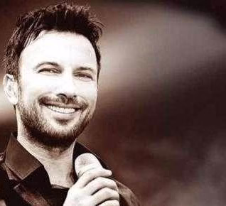 تارکان خواننده مشهور ترکیه بالاخره پس از سال ها ازدواج کرد و به شایعاتش پایان داد.