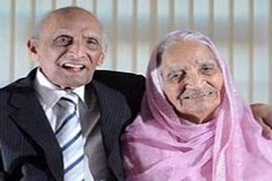 مراسم تولد پیرترین زوج خوشبخت جهان (عکس)