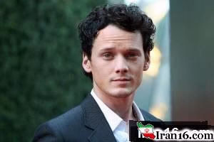 آنتون یلچین و آنتون یلچین بازیگر فیلم سفر تاره ای درگذشت و مرگ دلخراش بازیگر نقش چخوف در سفر ستاره ای و مرگ آنتون یلچین در اثر تصادف و تاسف از درگذشت آنتون یلچین