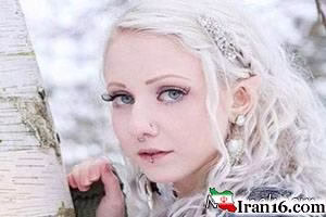 دختر شبیه گرگ , گوش گرگی , عمل زیبایی گوش , جراحی گوش الاغی , عمل های زیبایی عجیب , دختر گرگی , دختر جوان شبیه گرگ , عمل زیبایی گوش خری