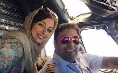 عکس جالب نفیسه روشن و همسر خلبانش در هواپیما