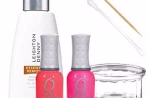 آموزش طراحی ناخن با آب و لاک+تصاویر