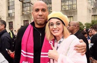 تظاهرات بازیگران و ستاره ها علیه دونالد ترامپ