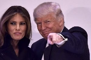 عکس: بی احترامی ملانیا ترامپ به همسر شینزو آبه