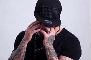 امیر تتلو دوباره راهی زندان میشود (عکس)