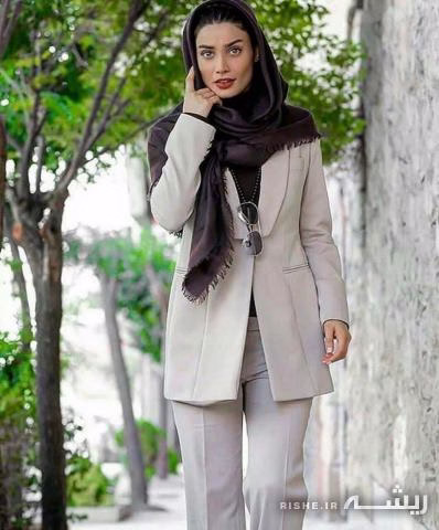 عکس جدید "تینا آخوندتبار" با کت شلوار