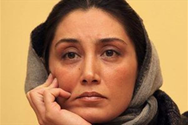 تیپ هدیه تهرانى در طبيعت مشغول تحقيقات! عکس