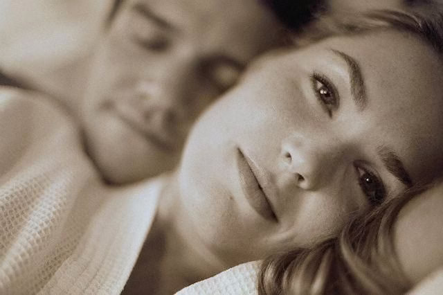 آیا رابطه جنسی دهانی برای واژن خانم ها ضرر دارد؟ (خوردن واژن زن ها)