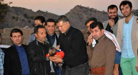 علی دایی در سرپل ذهاب