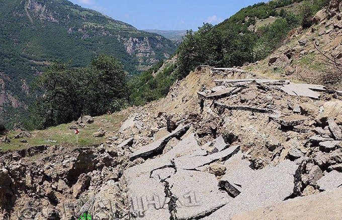 هولناک ترین رانش زمین در شمال کشور! / وضعیت بحرانی است!