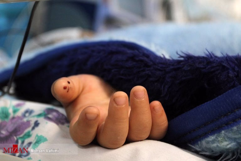 ناپدری بیرحم در قم کودک را با کتک زدن کشت قتل کودک توسط ناپدری در قم قتل کودک بر اثر ضرب و شتم ناپدری در قم