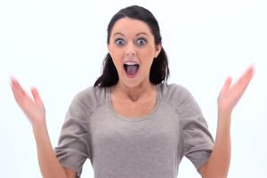 ازدواج همزمان خواهران دوقلو با یک پسر! +عکس عروسی