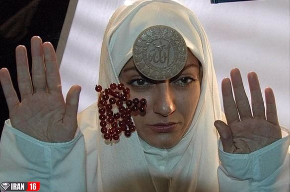 مهناز اشار نماز ,نماز مهناز افشار (2)