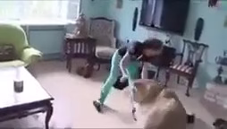 حمله وحشتناك حیوانات به انسان ها