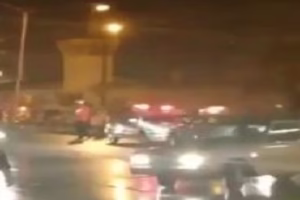 فرار 1000زندانی از زندان عادل اباد شیراز!