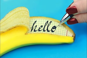 14 آزمایش و ترفند آسان - تعادل تخم مرغ - تخم مرغ در آب نمک - نوشتن روی موز و..